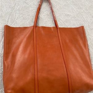 Banana republic leather tote- new
